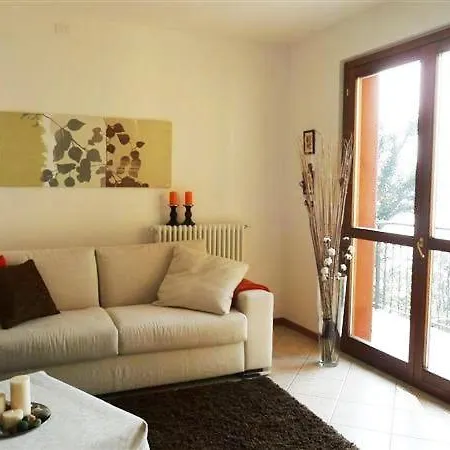Sleeps 6 Pool Apartamento